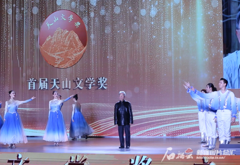 从“歌舞之乡”到“文化热土”新疆文化何以满树繁花(图2)