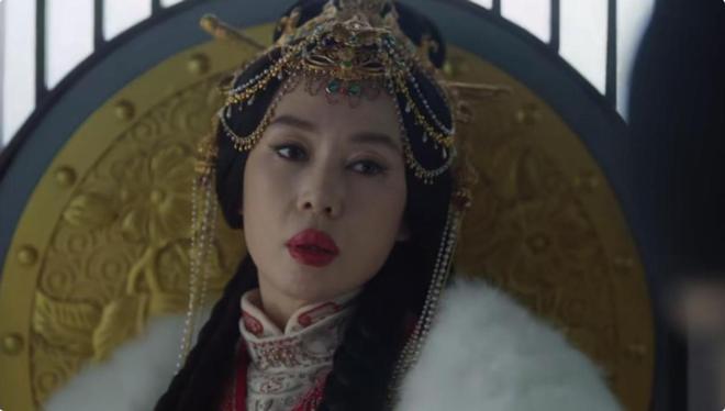 岁月不败真美人！《藏海传》余男亮相告诉你啥叫影视圈顶级美(图6)