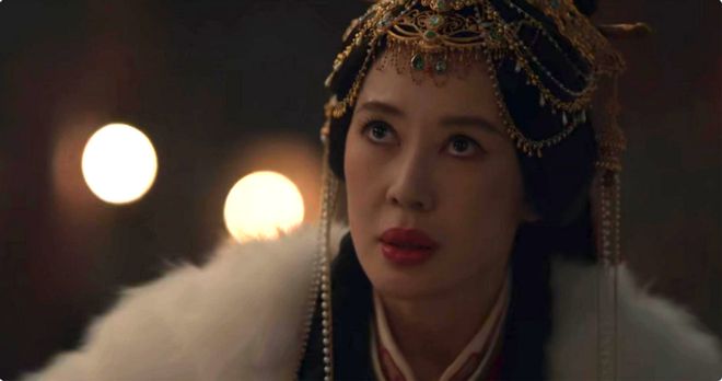 岁月不败真美人！《藏海传》余男亮相告诉你啥叫影视圈顶级美(图10)